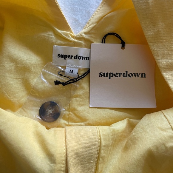 NWT Brand:Superdown Yellow Button-Front Romper Size:M - Picture 4 of 6